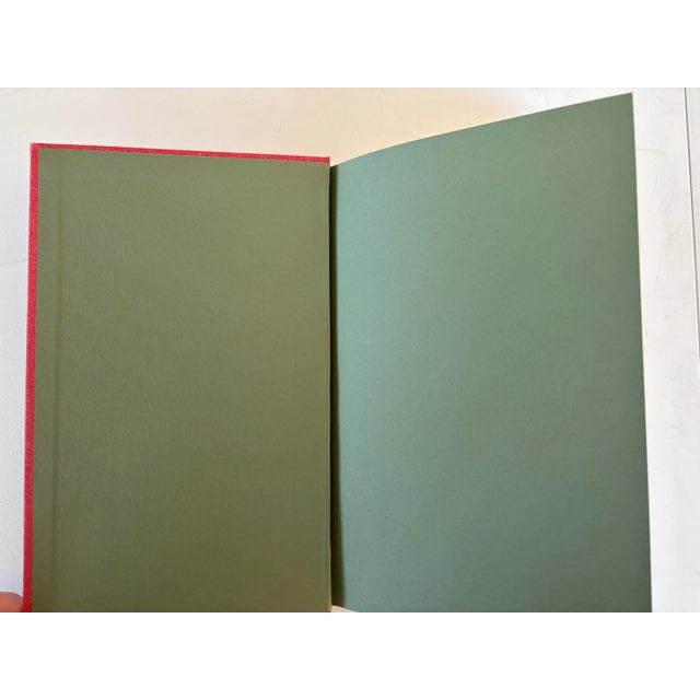 Paper The Lost World Folio Society Arthur Conan Doyle 2010 Hardback Book in Red Slipcase For Sale - Image 7 of 12