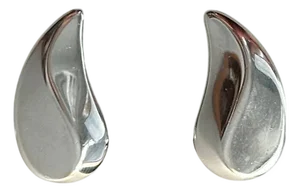 Vintage Monet Teardrop Clip-on Earrings – Polished Silver-Tone Sculptural Design, A Pair
