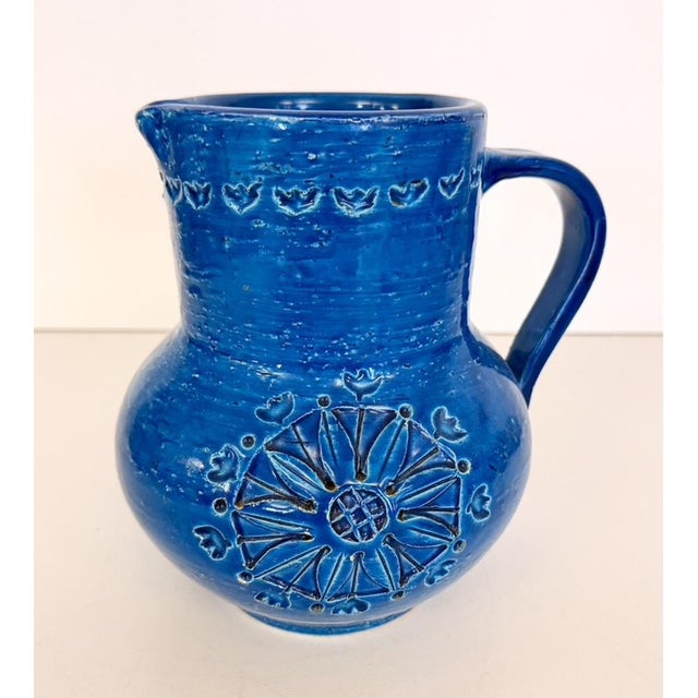 1960s Handmade Rimini Blue Lacquered Ceramic Jug by Aldo Londi for Bitossi, Italy, 1960s For Sale - Image 5 of 12