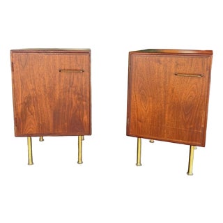Mid Century Jens Risom End Table Pair For Sale