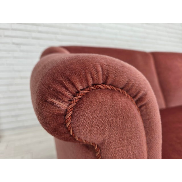 Mid-Century Modern Danish 2-Seater Sofa in Pink Velour, 1960s For Sale - Image 3 of 18