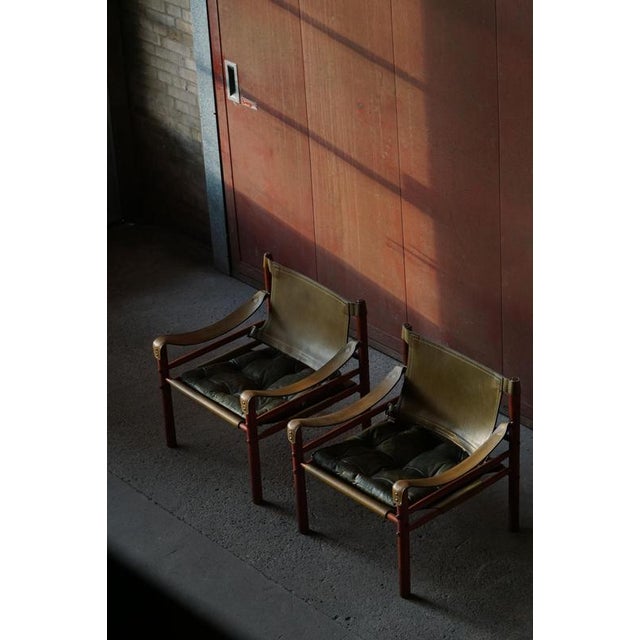Arne Norell Sirocco Safari Chairs in Ash and Green Leather attributed to Arne Norell for Aneby Mobler, 1960s, Set of 2 For Sale - Image 4 of 18