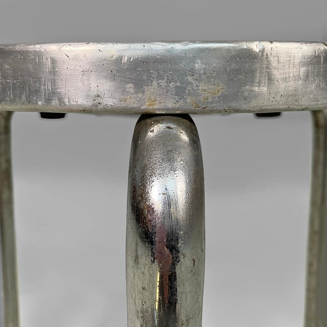 Mid-Century Modern Italian Round Stool in Metal and Red Laminate, 1960s For Sale - Image 9 of 13