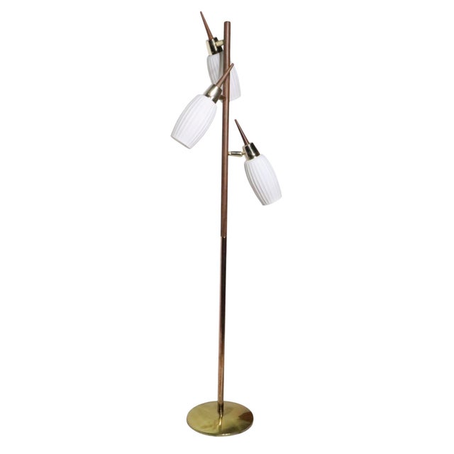 Mid 20th Century Three Light Pole Lamp After Thurston C 1950/60's For Sale - Image 12 of 17