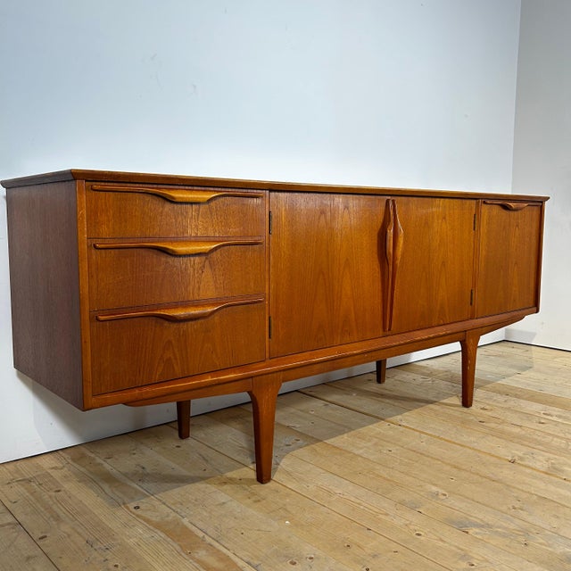 Teak Sideboard from Jentique, 1960s For Sale - Image 5 of 15