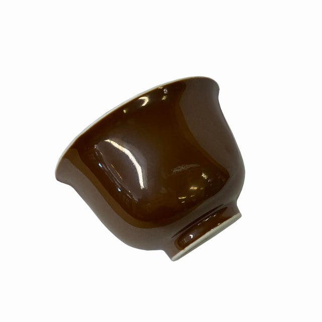 Chinese Chinese Handmade Porcelain Brown Blue White Fishes Graphic Cup For Sale - Image 3 of 5