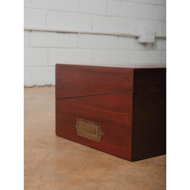 Early 20th Century Mahogany Writing Slope Lap Desk Box With Red Leather Interior and Brass Hardware For Sale - Image 4 of 14