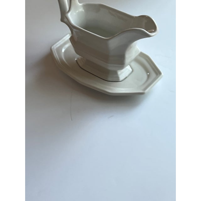 Large Red Cliff Ironstone Gravy Boat and Tray, This beautiful piece could be used to serve gravy, or sauces, for flower...