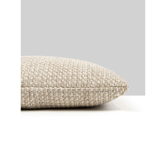 Performance fabric never looked chicer with our Heatherton woven. Featuring 14 fashionable colorways in recycled acrylic...