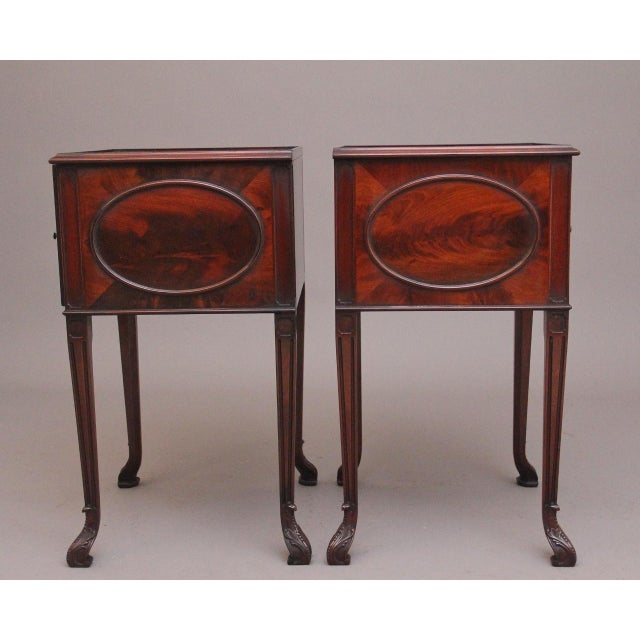 Mid-Century Flame Mahogany Bedside Cabinets, 1960, Set of 2 For Sale - Image 9 of 12