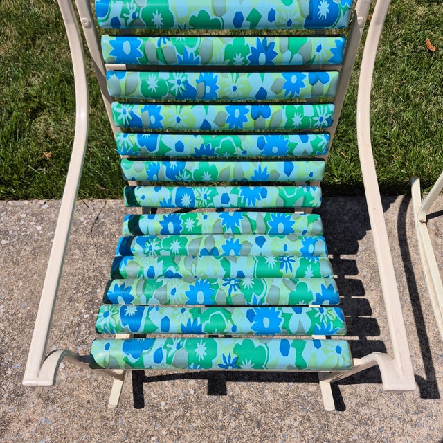 Samsonite 1960s Samsonite Aluminum Rocking Chair With Original Retro Floral Vinyl - Very Good Condition For Sale - Image 4 of 9