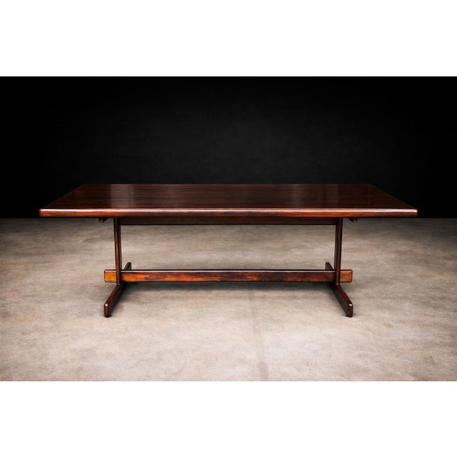 Brown Brazilian Modern Dining Table in Rosewood by Jorge Jabour, 1960s For Sale - Image 8 of 13