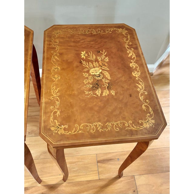 Mid 20th Century Italian Burlwood Marquetry Side Table Pair For Sale - Image 5 of 12