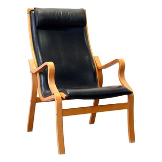 1960s Attributed to Skovby Møbelfabrik "Bern" Bentwood Beech Armchair With Leather Upholstery For Sale