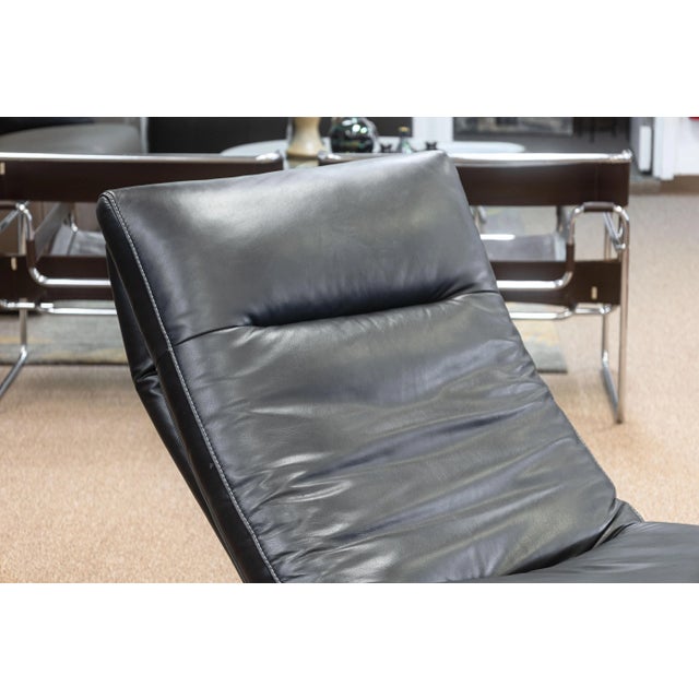 Contemporary W. Schillig Daily Dreams Black Leather & Chrome Cantilever Chaise Lounge Chair For Sale - Image 3 of 8