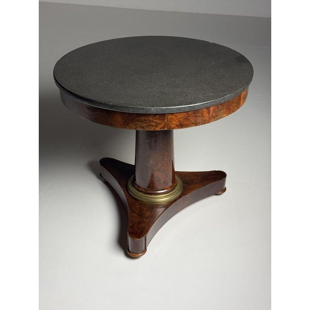 Mahogany Center Table, 19th Century For Sale - Image 4 of 18