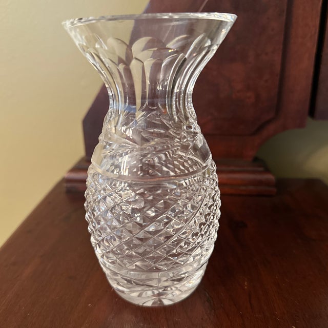 Mid 20th Century Small Crystal Vase For Sale In Washington DC - Image 6 of 11