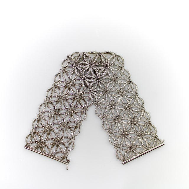 Vintage Italian Micro Diamond Pave Bracelet Woven With Repeating Star Pattern For Sale - Image 4 of 11