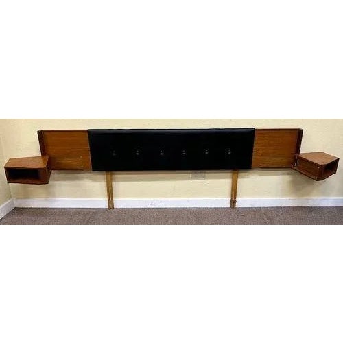 Mid Century Modern Teak & Black Vinyl Queen Size Headboard W/ Nightstands C.1960 For Sale In San Francisco - Image 6 of 6