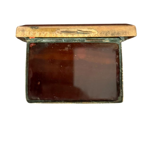 19th Century Agate and Dore Bronze Snuff Box For Sale - Image 4 of 4