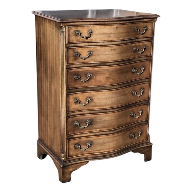 Chest of Drawers with Serpentine Front & Brass Handles For Sale