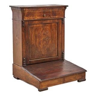 Threaded Walnut Kneeler, Early 19th Century For Sale