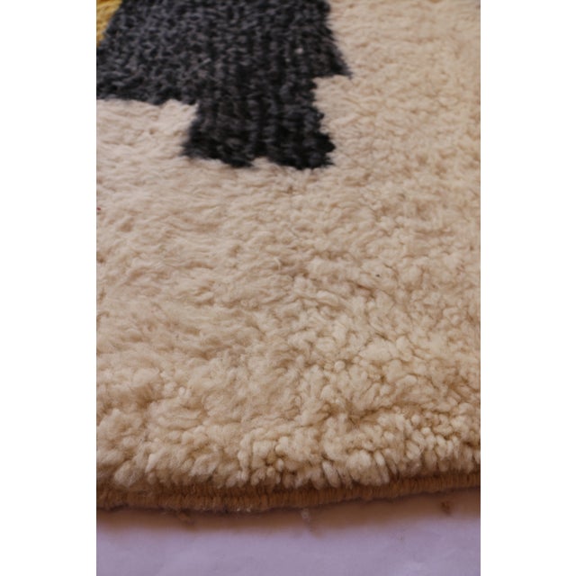 Textile Handwoven Moroccan Boujaad Rug - 5'6" X 8'1" Ft For Sale - Image 7 of 9