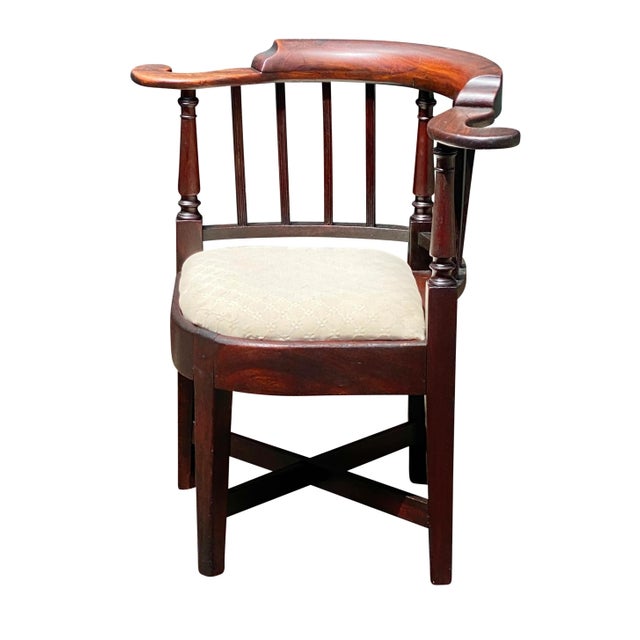 American 18th Century Antique Queen Anne Boston Mahogany Corner Chair / Roundabout Chair For Sale - Image 3 of 8