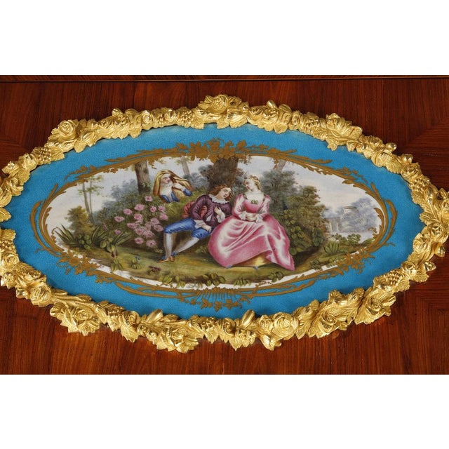 Metal Large Louis XV Style Casket in Rosewood, Gilt Bronze and Porcelain, 1870 For Sale - Image 7 of 17