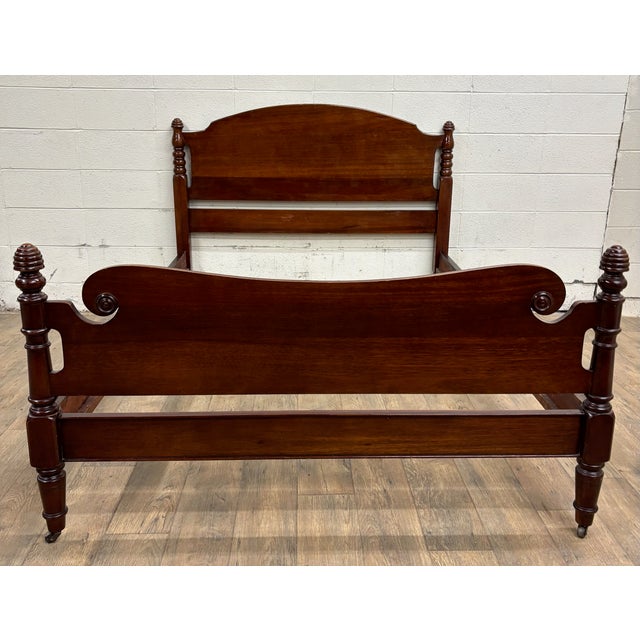 Huntley Furniture Co. Vintage Huntley Furniture Full Size Duncan Phyfe Style Low Poster Bed For Sale - Image 4 of 10