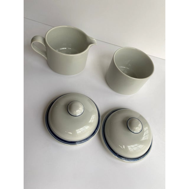 Ceramic Vintage Dansk International Design Bistro Christianshavn White With Blue Trim Cream & Sugar Bowl Set, Made in Japan- Set of 2 For Sale - Image 7 of 8