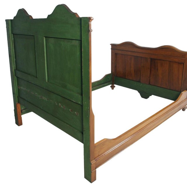 19th Century Neoclassical Solid Blond Walnut and Walnut Veneer Double Bed from Bassano Manufactures For Sale - Image 10 of 18