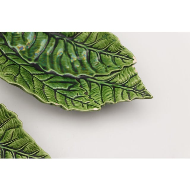 Green 1930s Set of Two Small Serving Dishes by Bordallo Pinheiro, Featuring a Design of Cherries on Leaves For Sale - Image 8 of 12