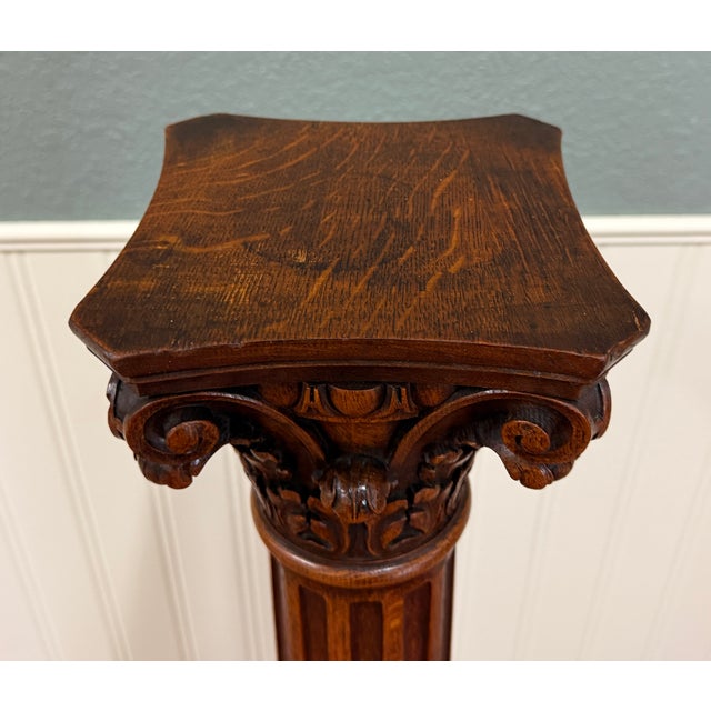 1930s Antique French Oak Corinthian Column Pedestal Plant Stand Newel Post For Sale - Image 5 of 16