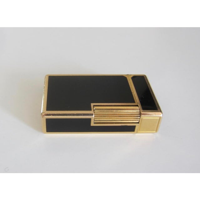 Black Lacquer and Gold Lighter by S. T. Dupont, France, 1970s For Sale - Image 3 of 9