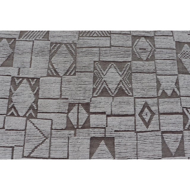Taupe Large Modern Hand-Knotted Moroccan Rug in Wool With Sub-Geometric Design For Sale - Image 8 of 12