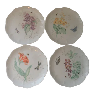 Late 20th Century Contemporary Lenox Butterfly Meadow Dinnerware Limited Edition 20 Year Anniversary- Set of 4
