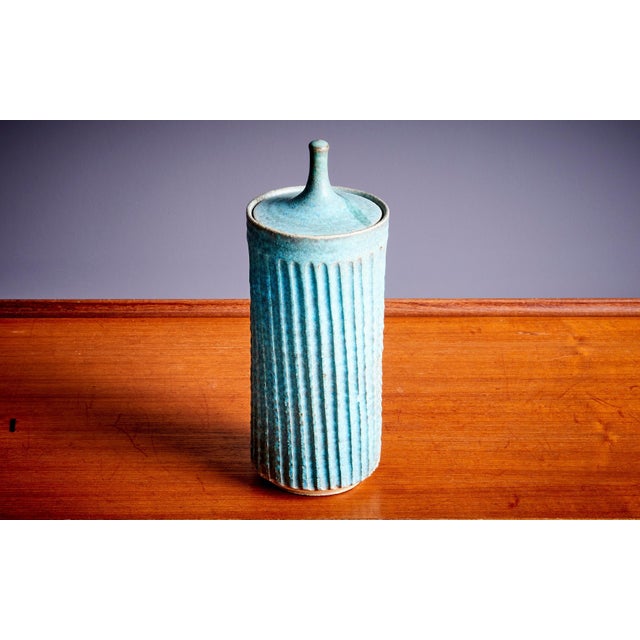 Ceramic Vessels with Lid and Vase in Green by Tom McMillin, USA, 1960s, Set of 5 For Sale - Image 13 of 18