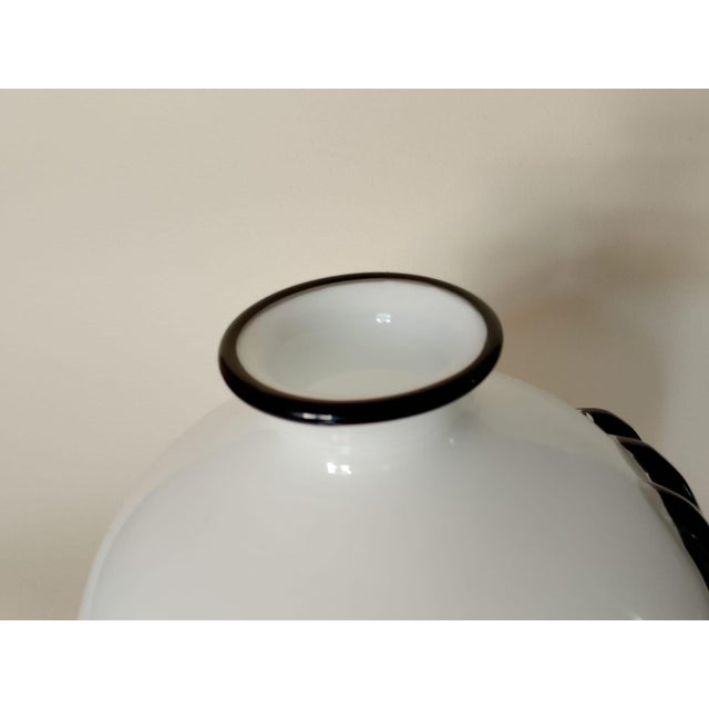 Modern Minimalist Vase in Murano Glass, 1970s For Sale - Image 5 of 11