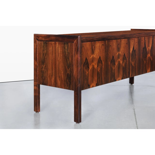 Mid-Century Modern Brazilian Rosewood Credenza, 1960s For Sale - Image 10 of 14