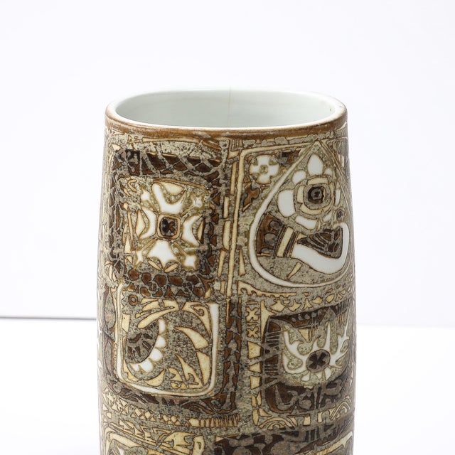 Royal Copenhagan Mid-Century Modernist Ceramic Vase by Johanne Gerber for Royal Copenhagen For Sale - Image 4 of 12