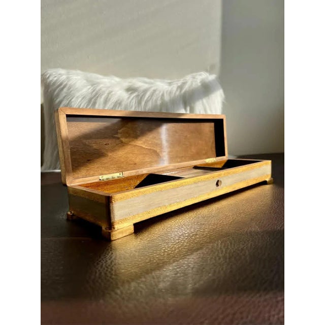Reuge Sainte Croix Swiss Vintage Wooden Big Florentine Music Box, Numbered - It Plays the Song “Lullaby” by Wolfgang Amadeus Mozart For Sale In Los Angeles - Image 6 of 10