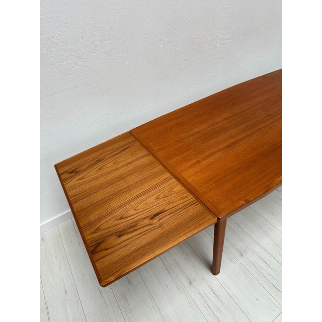 Wood Large Vintage Danish Teak Extendable Dining Table from Vamo Sønderborg, 1960s For Sale - Image 7 of 9