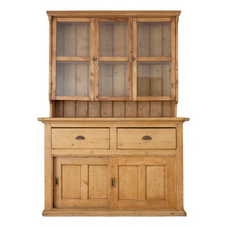 Antique English Pine Kitchen Dresser (Hutch) - Circa 1905 For Sale
