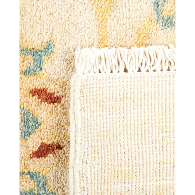 1990s Vintage Traditional Hand Knotted Wool Area Rug, Ivory - 6'4" X 8'2" For Sale - Image 5 of 9