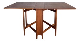 Example of Drop-Leaf and Pembroke Tables