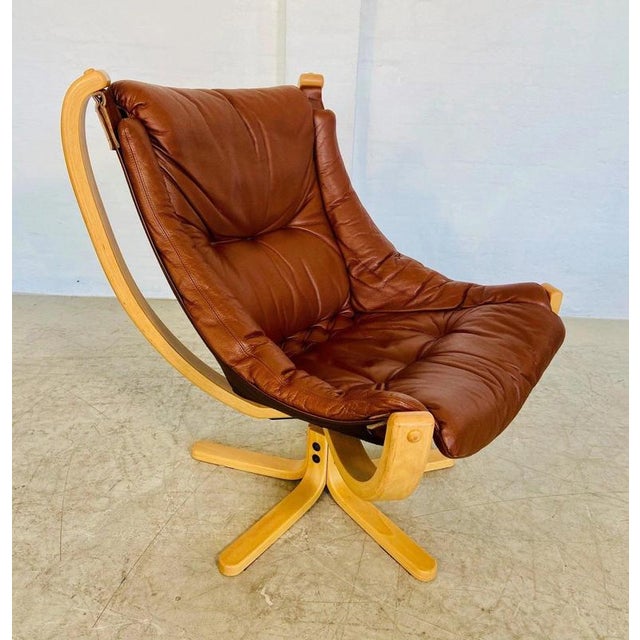 1970s Vintage Danish Svend Skipper Swivel Lounge Chair in Cognac Leather, 1970s For Sale - Image 5 of 18