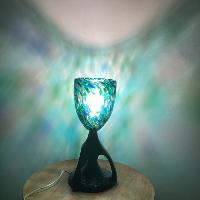 Mid 20th Century Mid Century Modern Unique Hand Crafted Table Lamp W/ Hand Blown Mottled Art Class Shade on Textured and Hammered Sculptured Base For Sale - Image 10 of 12