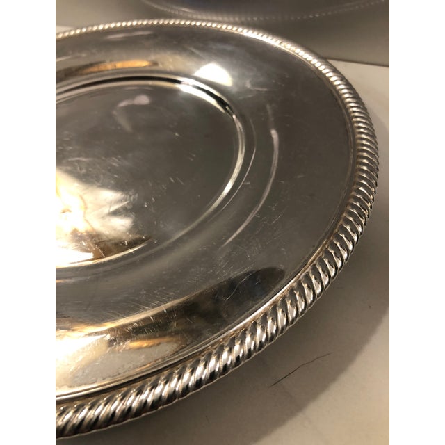 1950s Vintage International Silver Round Serving Tray For Sale - Image 5 of 8
