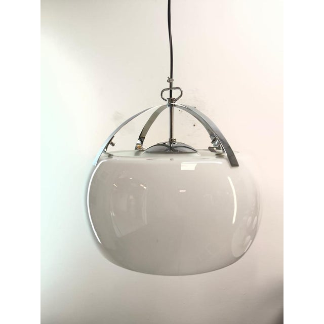 Mid-Century Modern Artemis Omega Pendant Light by Vico Magistretti for Artemide For Sale - Image 3 of 17